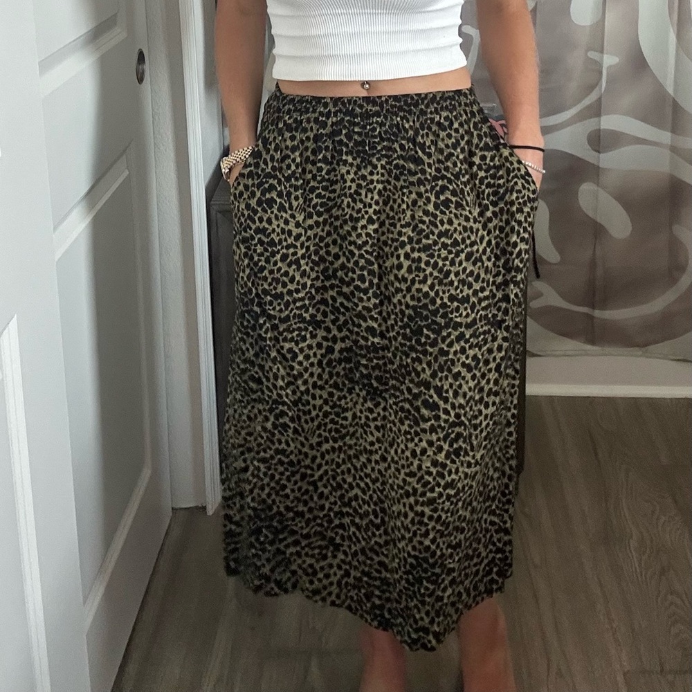 Leopard Print Midi Skirt